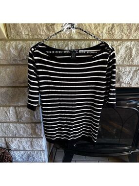 Audrey & Grace Black and White Fitted Ribbed Blouse Small
